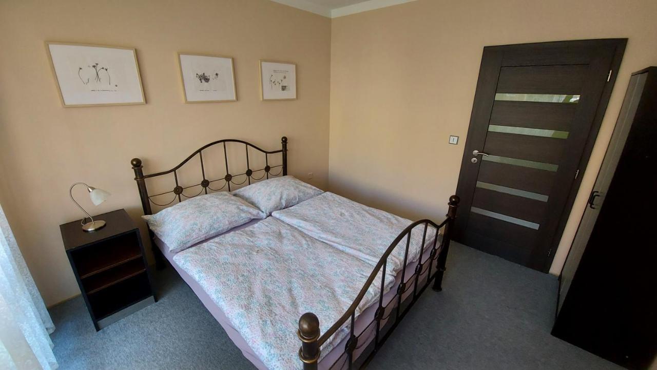 Apartmán Eva - plně vybavený byt - Týn nad Vltavou Esterno foto